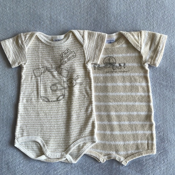 NWOT PETIT BATEAU BABY ONESIES - Picture 5 of 11